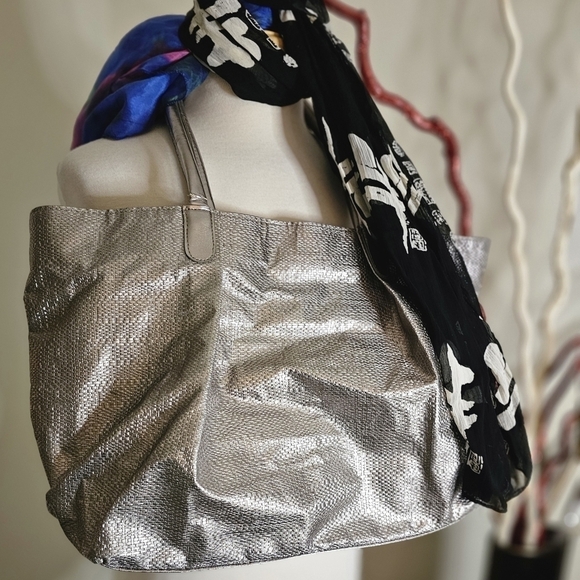 Nordstrom Metallic Woven Tote Bundle - Picture 3 of 5